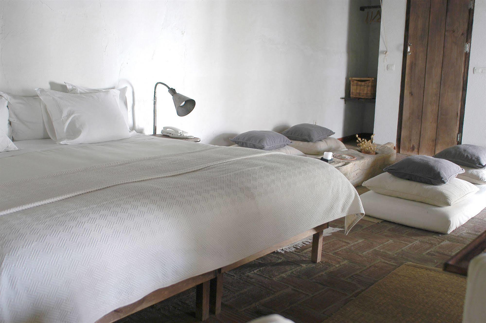 فندق Hospederia Convento De La Parra, 06176 (Adults Only) La Parra  المظهر الخارجي الصورة