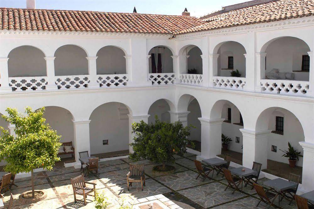 فندق Hospederia Convento De La Parra, 06176 (Adults Only) La Parra  المظهر الخارجي الصورة